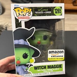 Funko Pop Witch Maggie #1265 Glow in the Dark Amazon Exclusive Simpsons